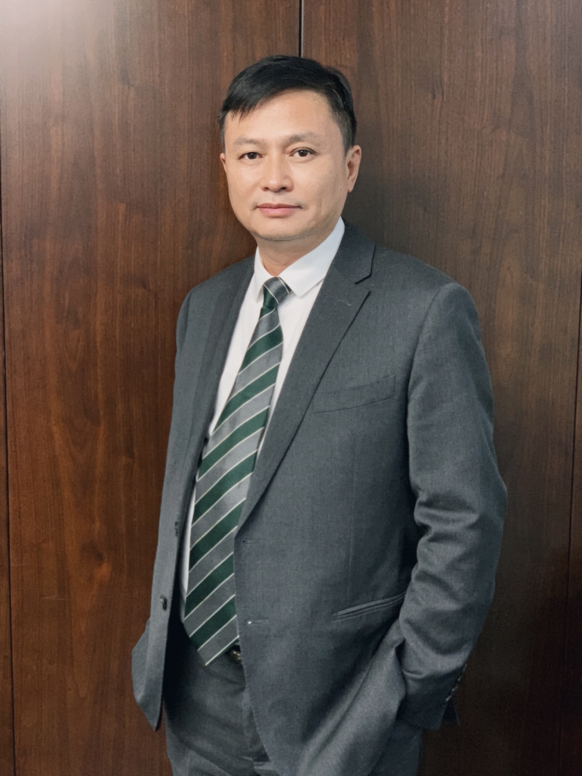 欧阳红兵.jpeg 欧阳红兵.jpeg